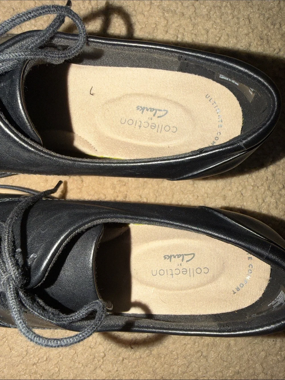 Clarks Kids Black Leather Lace-Up Dress Shoes with Cream Trim
